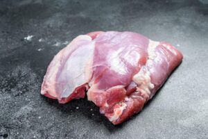 Czy kości z indyka są bezpieczne dla twojego psa? Sprawdź zanim podasz!